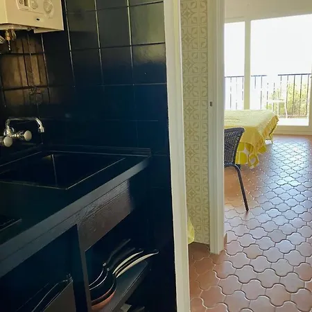 Estudio A 100m De La Playa Апартаменты